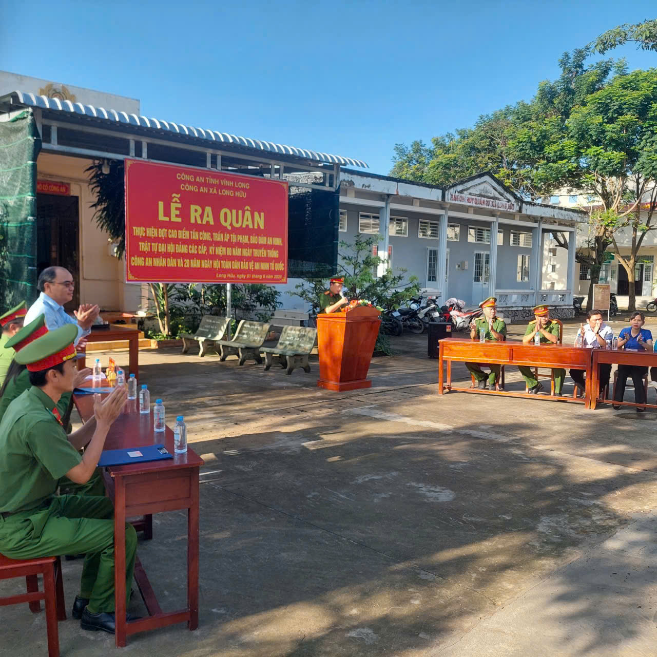 Công an xã Long Hữu tổ chức Lễ ra quân cao điểm tấn công, trấn áp tội phạm
